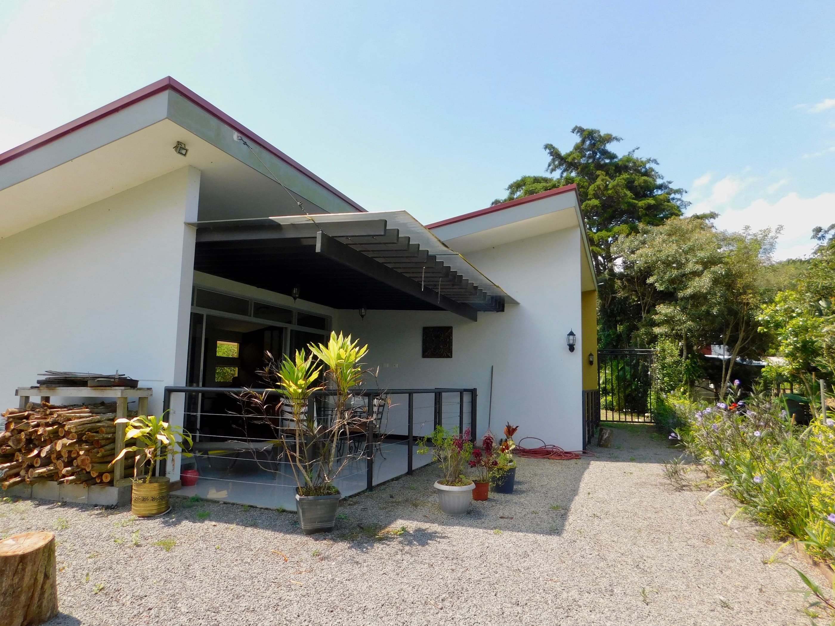 2 house compound for sale costa rica
